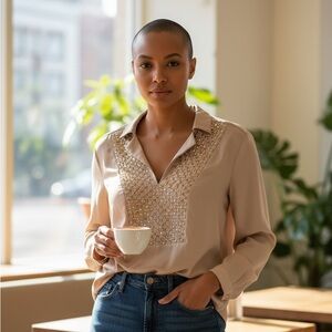 Stunning Bebe Stretchy Satin Blouse